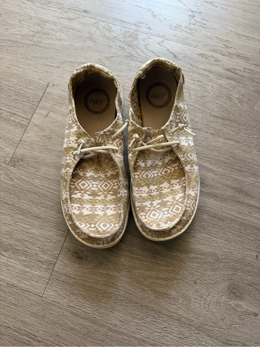 Hey Dude Beige & White Patterned Lightweight Casual Shoes